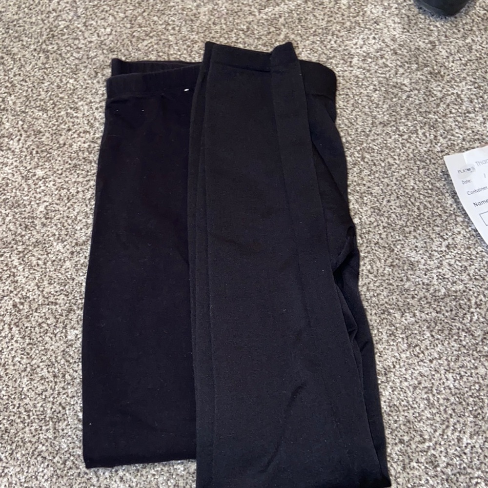 2 pack of black leggings
